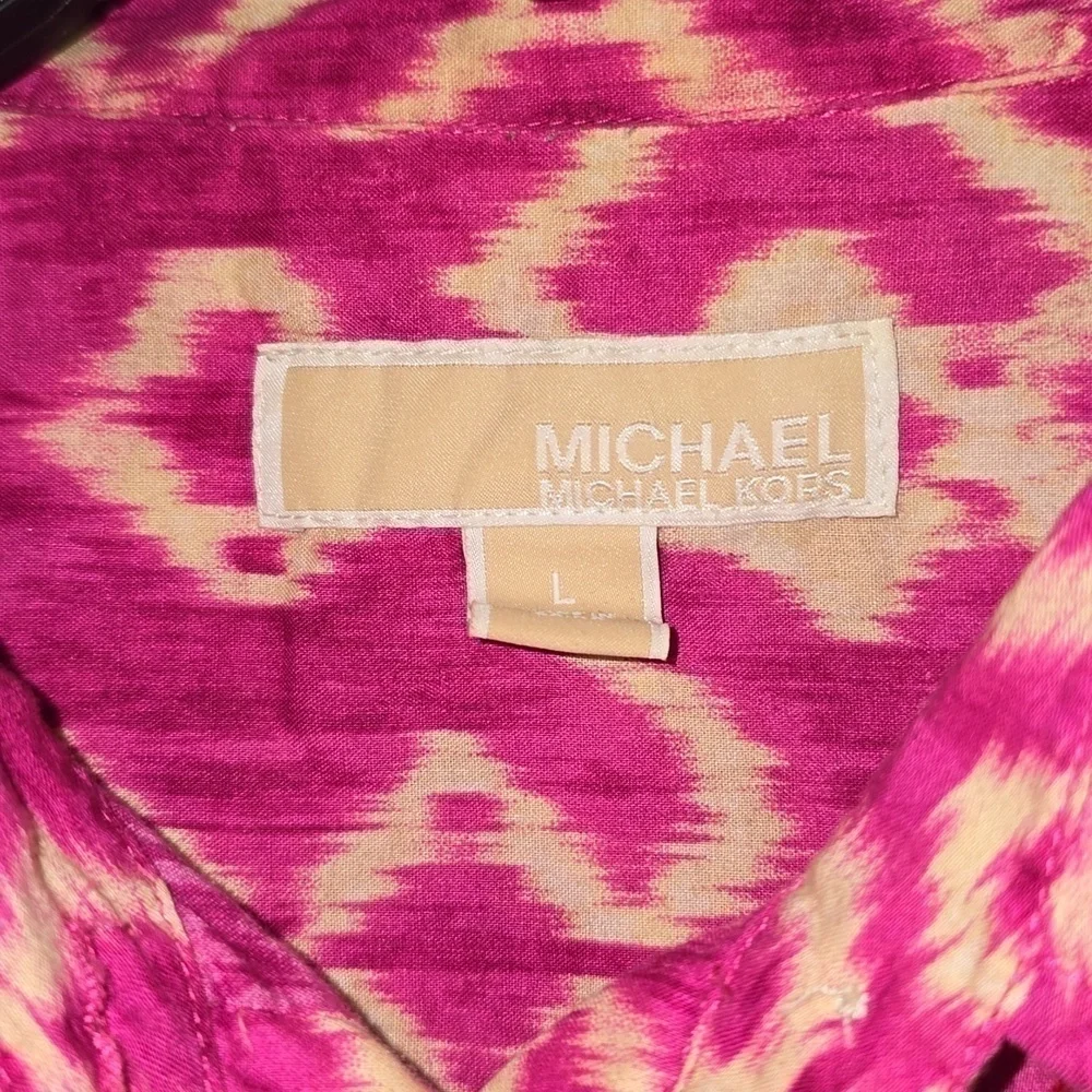 Michael Kors Women's Pink Print Button-Down Blouse. - Picture 3 of 6